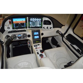 Cirrus SR-22