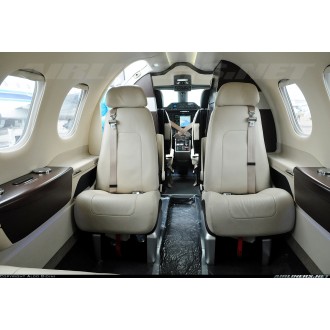 Embraer Phenom 100