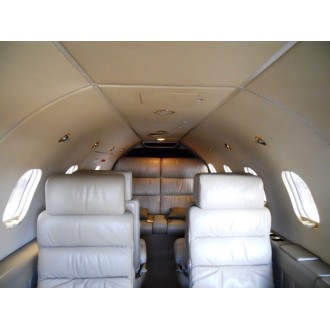 Learjet 25