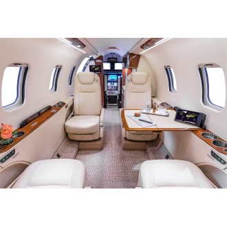 Learjet 70