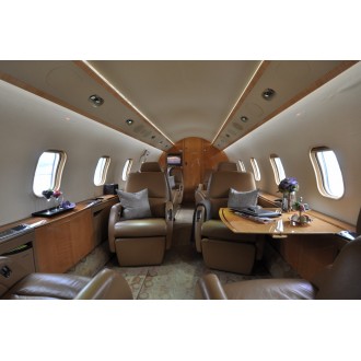 Bombardier Challenger 300