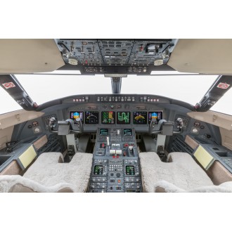 Bombardier Challenger 604