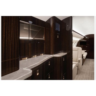 Bombardier Challenger 605