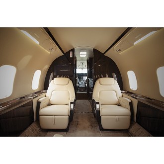 Bombardier Challenger 650