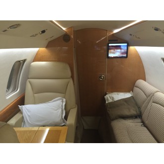 Beechcraft Hawker 700