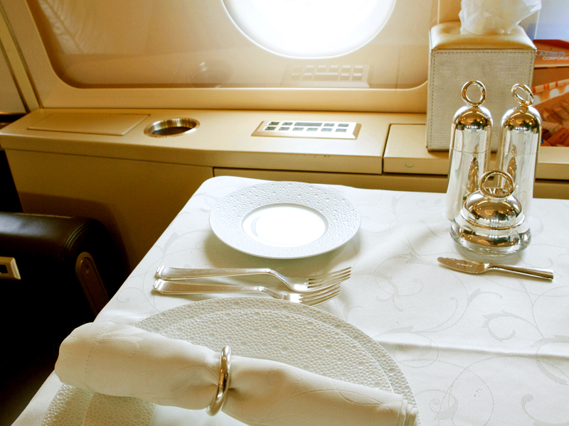 перелет самолетом Airbus 318 Elite