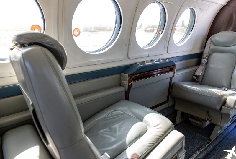 фото частного самолета Beechcraft King Air 200