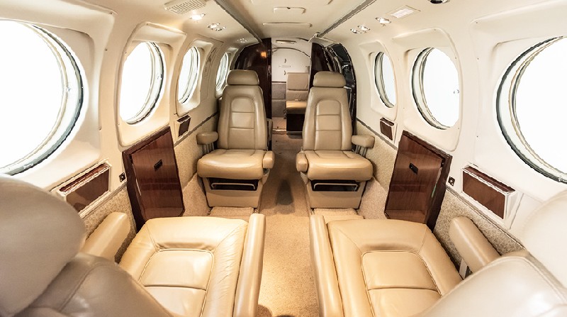 фото частного самолета Beechcraft King Air 90