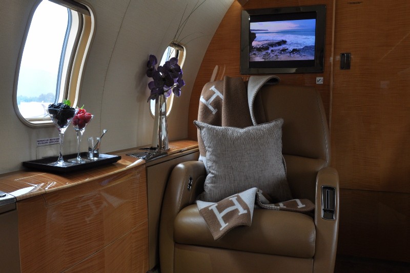 перелет самолетом Bombardier Challenger 300