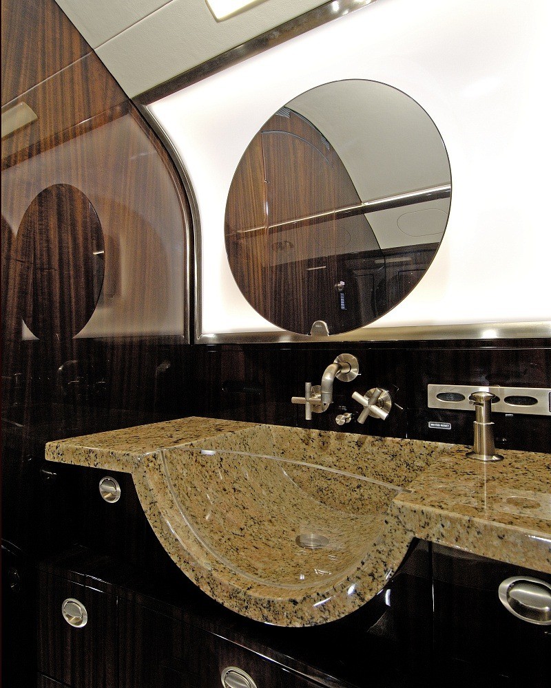 перелет самолетом Bombardier Challenger 350