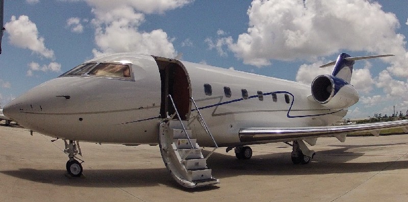 арендовать бизнес джет Bombardier Challenger 600