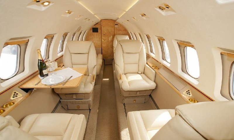 аренда самолета Beechcraft Hawker 1000