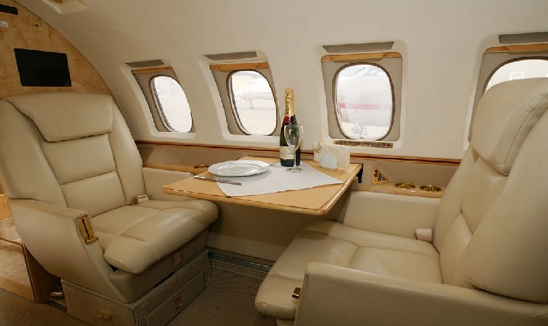 фото частного самолета Beechcraft Hawker 1000