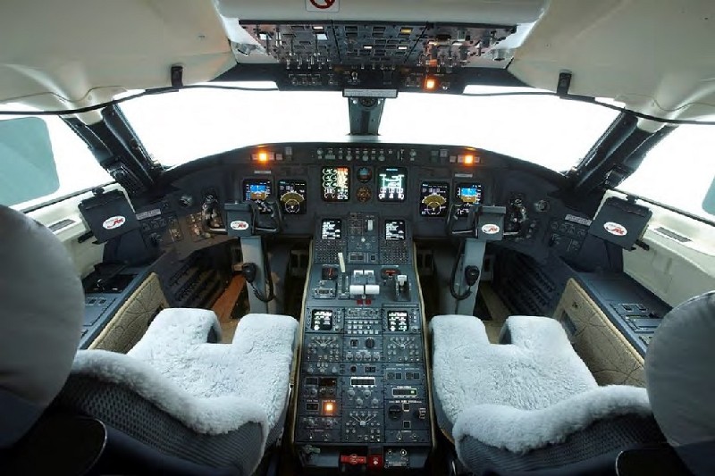 перелет самолетом Bombardier Challenger 850