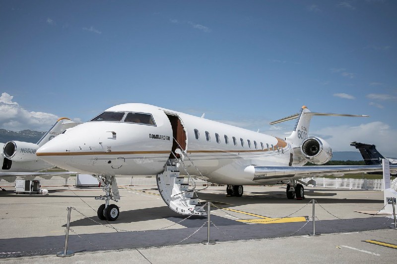 арендовать бизнес джет Bombardier Global 6000