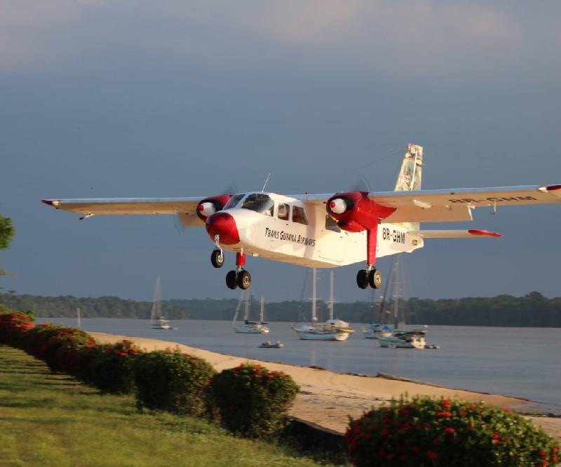 бизнес джет Britten-Norman Islander в Украине