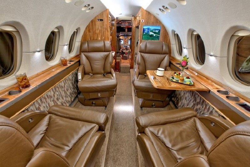 перелет самолетом Beechcraft Hawker 4000