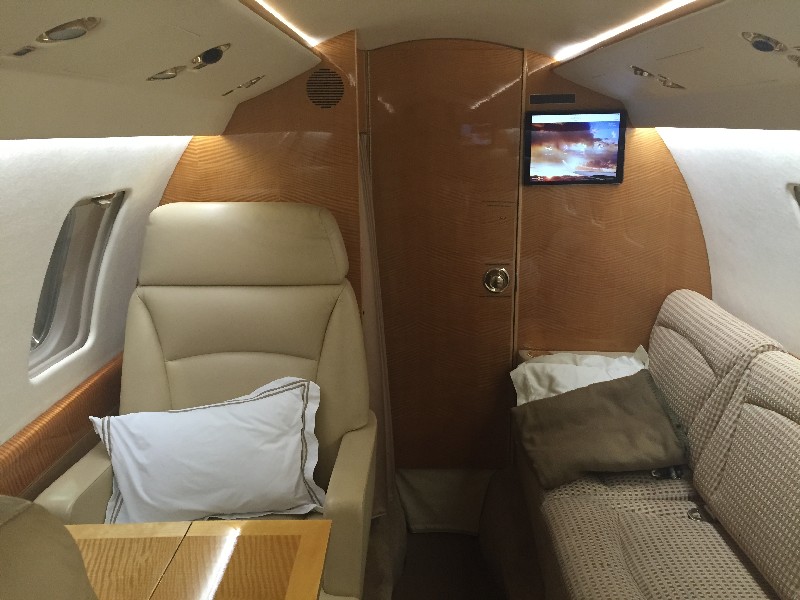 аренда самолета Beechcraft Hawker 700