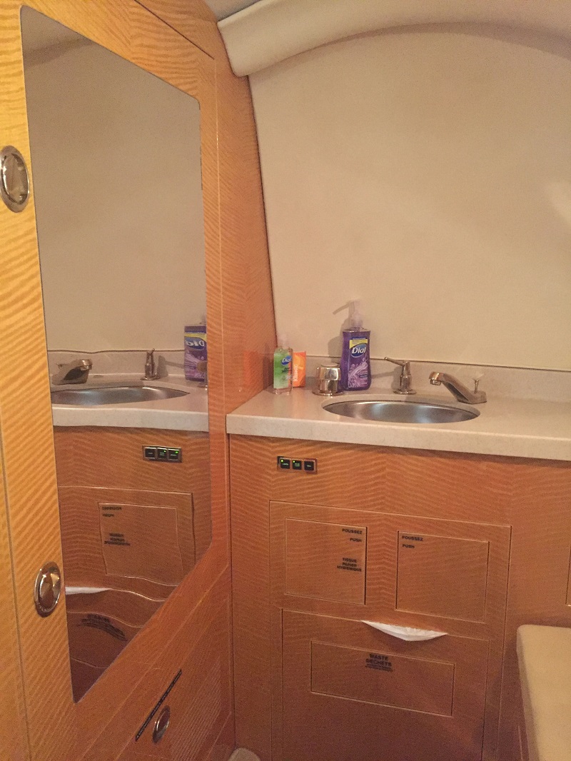 перелет самолетом Beechcraft Hawker 700