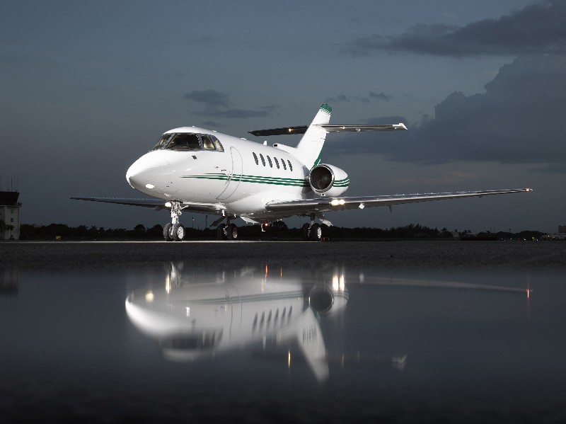 арендовать бизнес джет Beechcraft Hawker 750