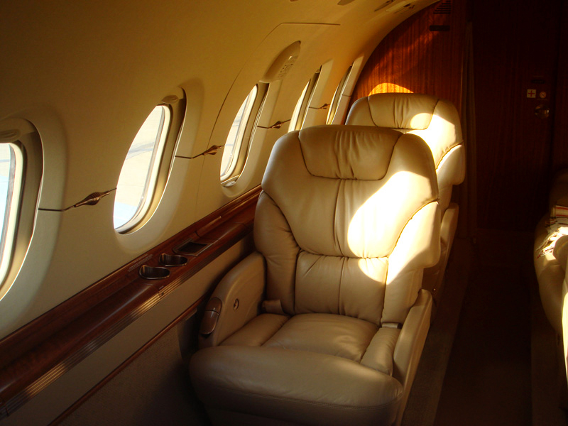 фото частного самолета Beechcraft Hawker 850 XP