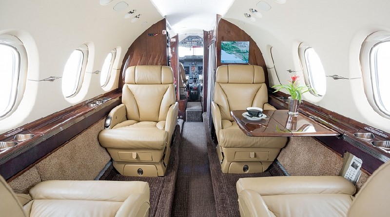 аренда самолета Beechcraft Hawker 900 XP