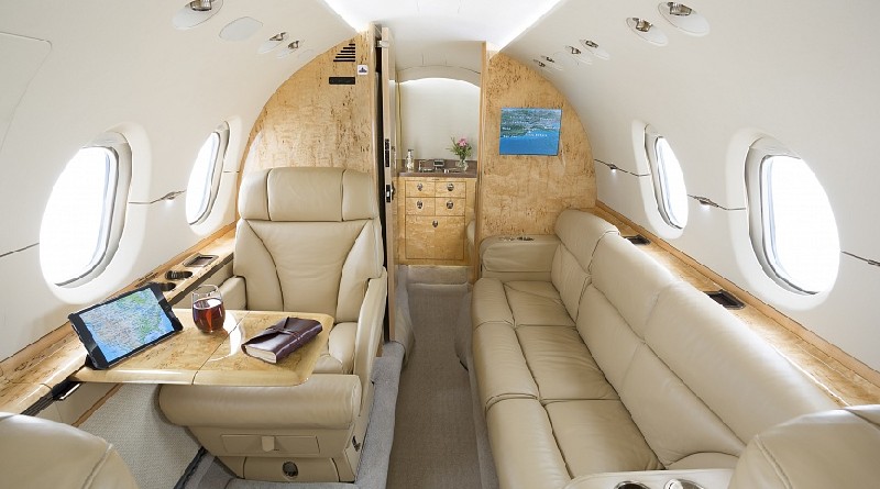 перелет самолетом Beechcraft Hawker 900 XP