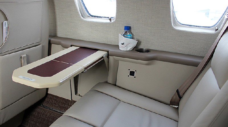 салон бизнес джета Cessna Citation Ultra