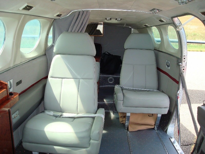 аренда самолета Cessna 421 Golden Eagle