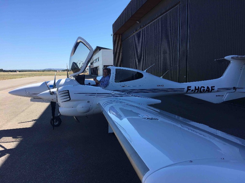 арендовать бизнес джет Diamond DA42 Twin star