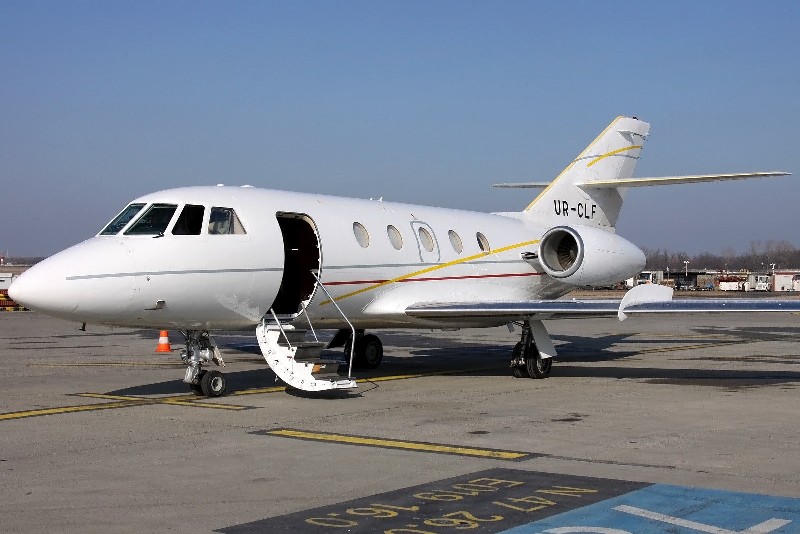 арендовать бизнес джет Dassault Falcon 20