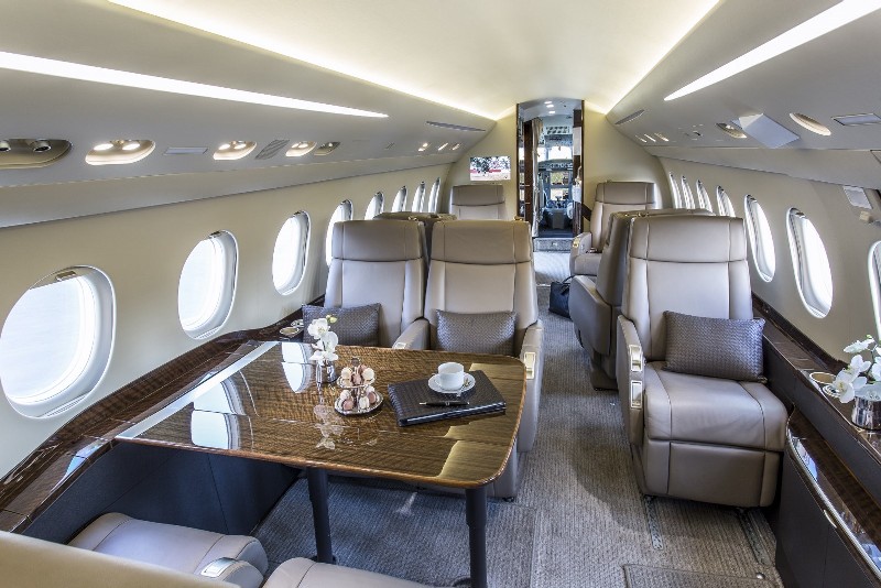 перелет самолетом Dassault Falcon 2000