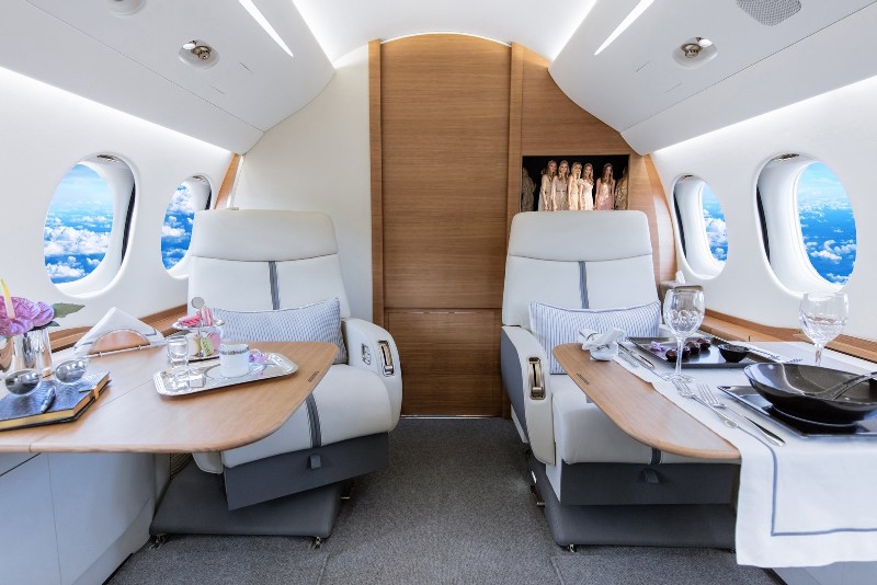 перелет самолетом Dassault Falcon 7X