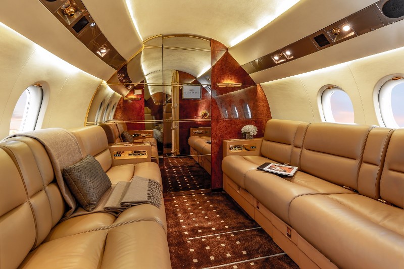 аренда самолета Dassault Falcon 900