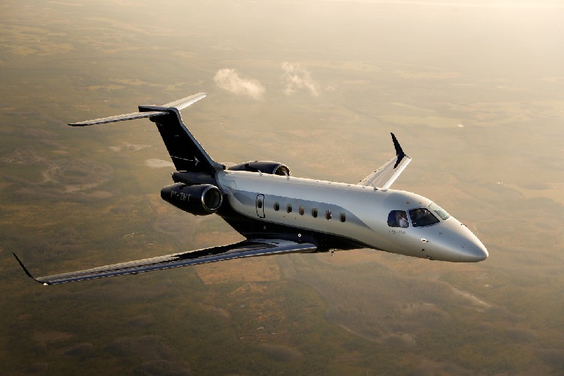 бизнес джет Embraer Legacy 500 в Украине