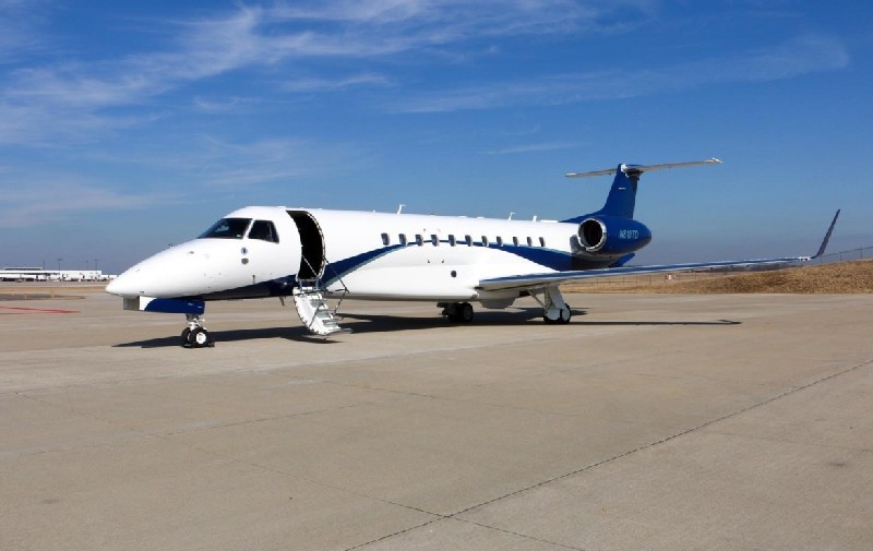 арендовать бизнес джет Embraer Legacy 650