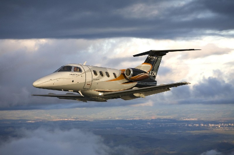 бизнес джет Embraer Phenom 100 в Украине