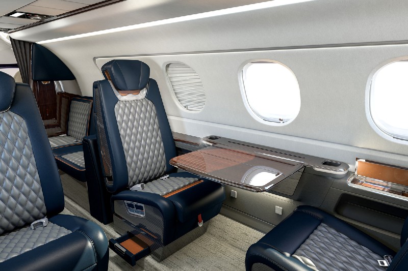 фото частного самолета Embraer Phenom 300