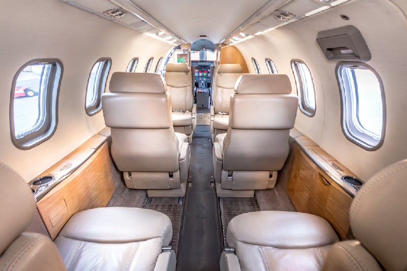 перелет самолетом Learjet 40 / XR