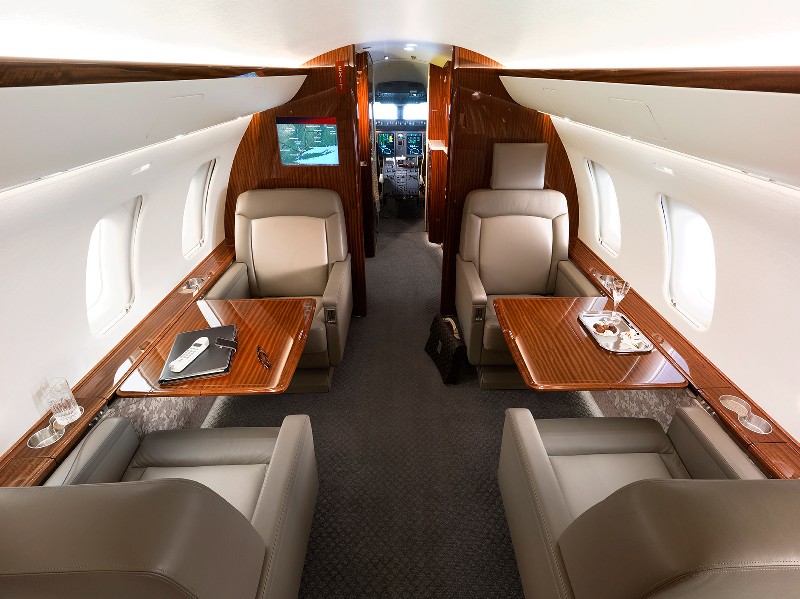 аренда самолета Learjet 25